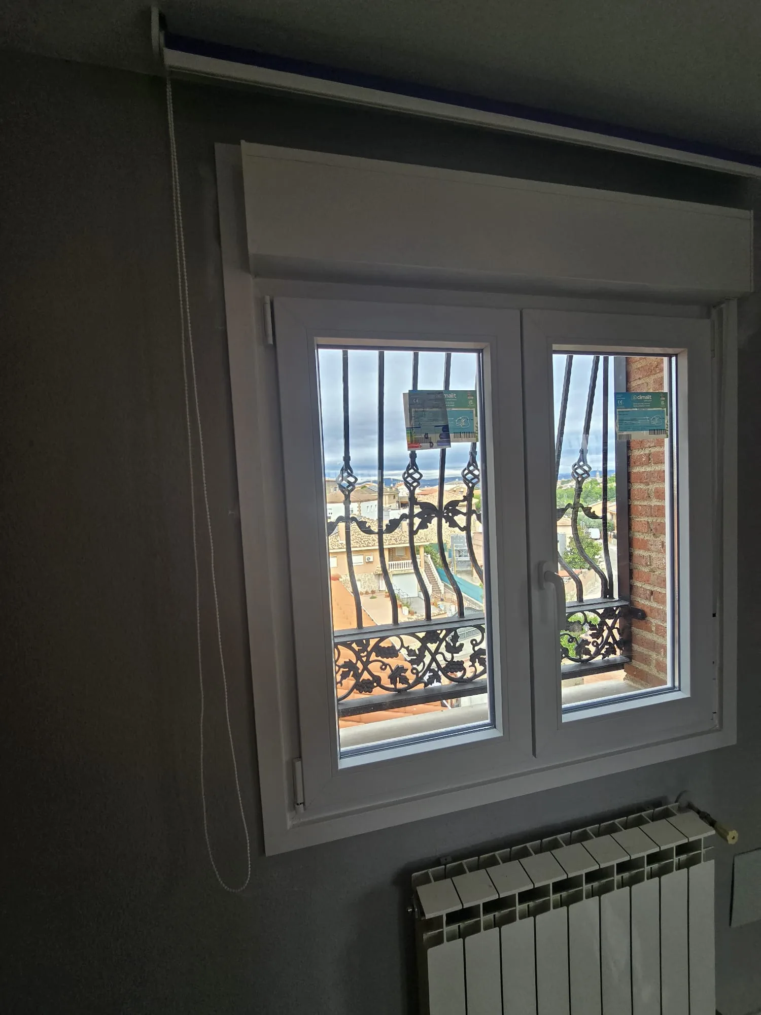 Instalación de ventanas de PVC y aluminio de alta eficiencia térmica - ven 11